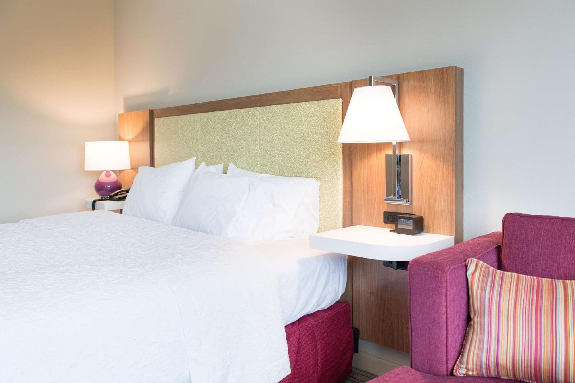 Hampton And Fayetteville, Nc Hotel