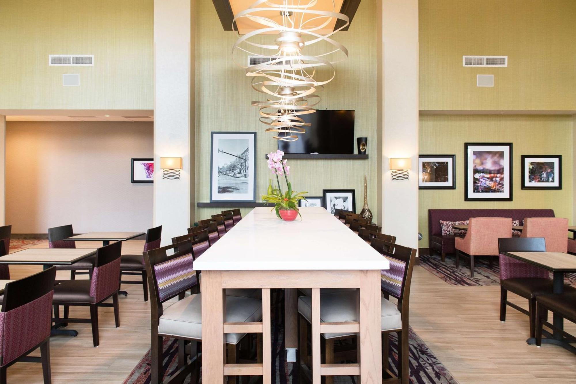 Hampton And Fayetteville, Nc Hotel 3*